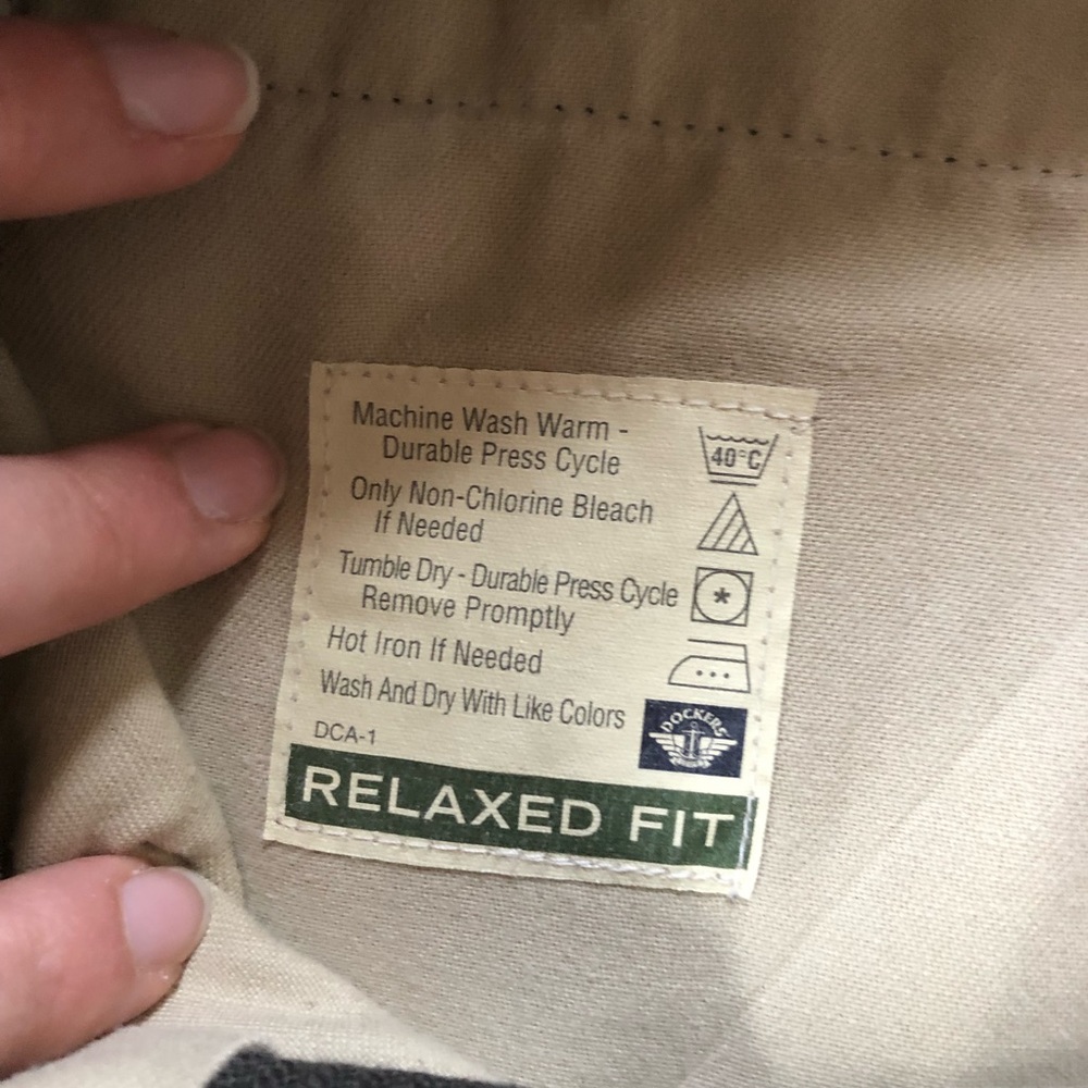 Dockers Men’s Dark Gray Pleated-Cuffed Class A Dress Pants Khakis Size 32x32 - Picture 5 of 9